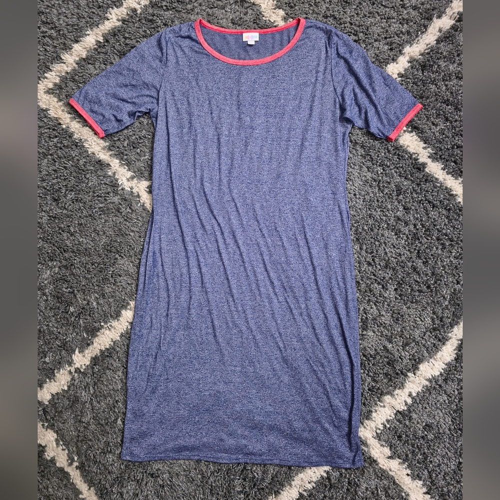 LuLaRoe Plus Size Blue Short Sleeve  Round Neck Knee Length Dress Size 2XL